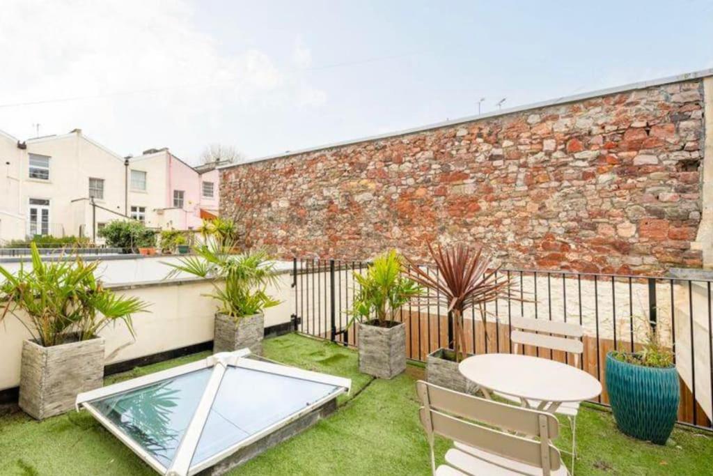 Three Storey Clifton Town House Bristol Esterno foto